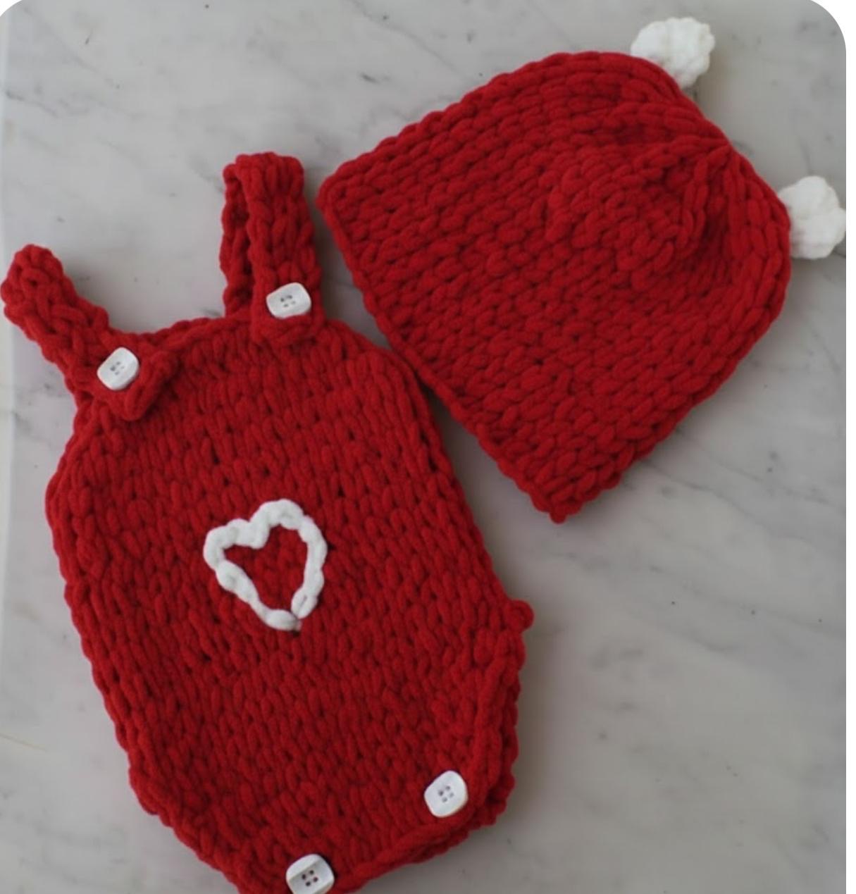 02. Chunky Knit Heart Romper & Beanie Set — Red