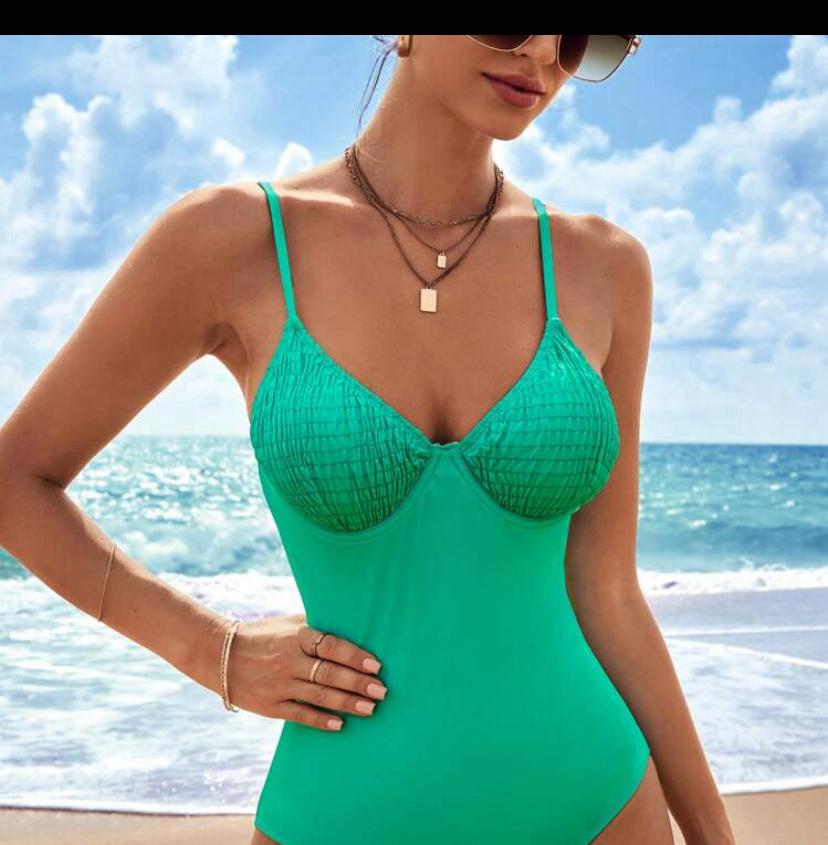 19. Green Textured Underwire One-Piece Swimsuit