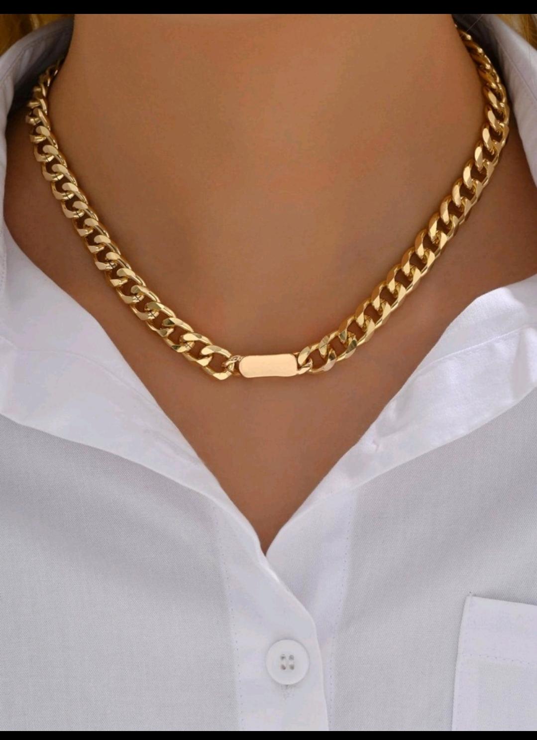 25. Chunky Gold Cuban Chain ID Bar Necklace