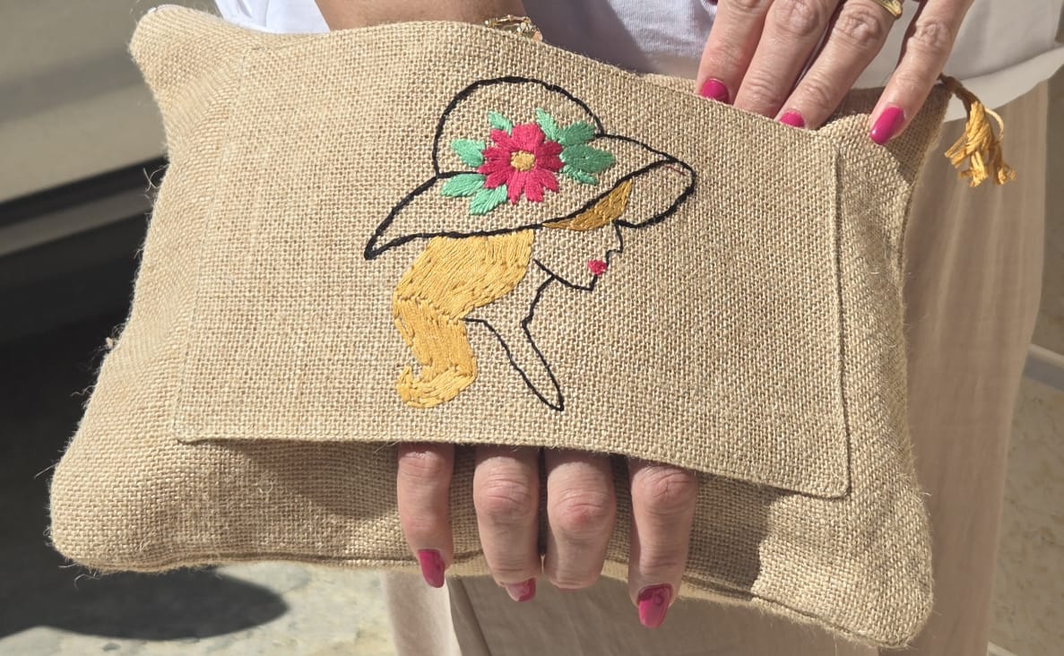 20. Custom Lady in Sun Hat Jute Clutch
